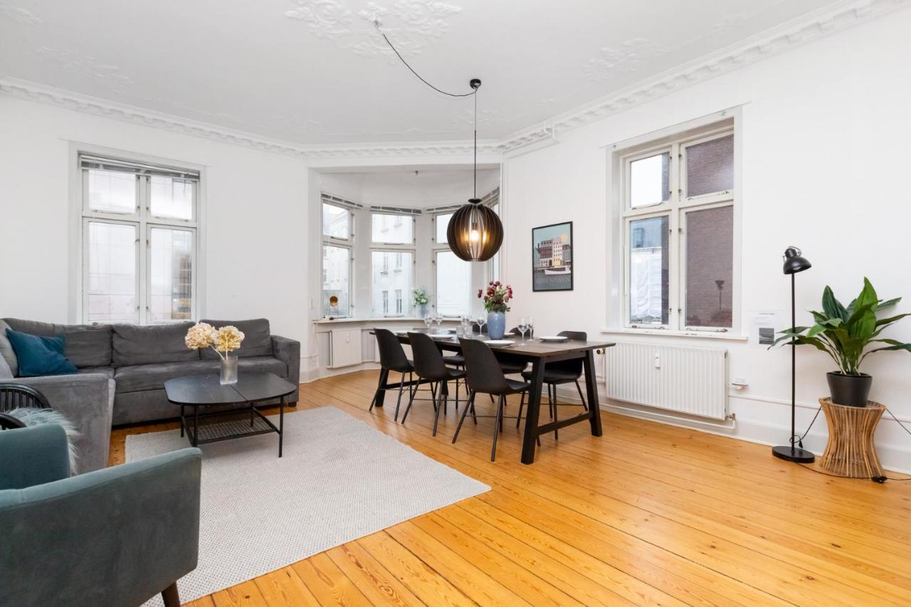 Arhus Bedst Placerede Lejlighed & Udsigt Dış mekan fotoğraf